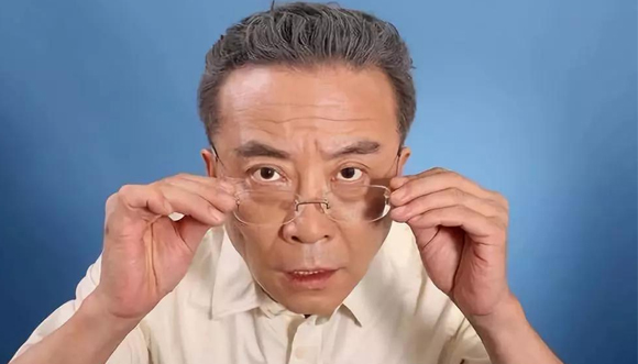 美麗島多焦鏡：傳統(tǒng)老花鏡的弊端，多焦鏡一副就解決了財務工作者的用眼煩惱