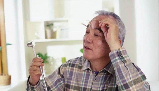 美麗島多焦鏡：近視老花困擾我5年了，有沒(méi)有一種眼鏡可解決